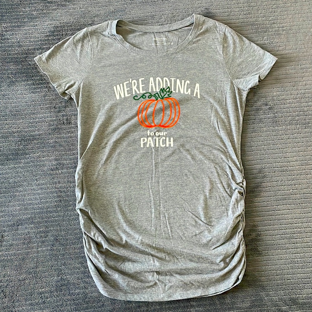 Maternity “Adding a Pumpkin to our Patch” small t-shirt.